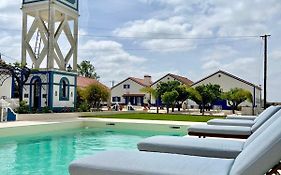 Marchanta Riverside Hotel